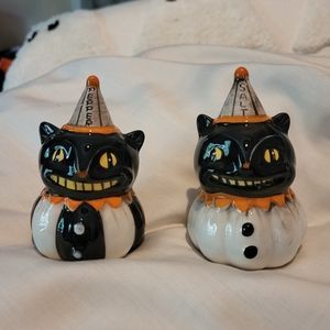 Johanna Parker halloween black cat salt & pepper shakers NWT